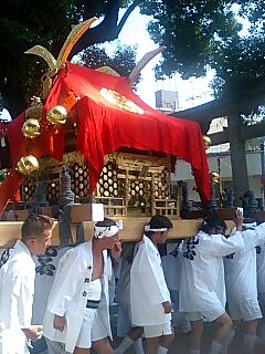 山之内山王神社神輿